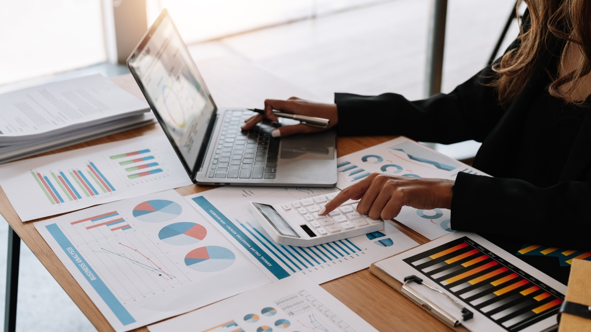 Why Bookkeeping Becomes More Important as Your Business Gets Busier